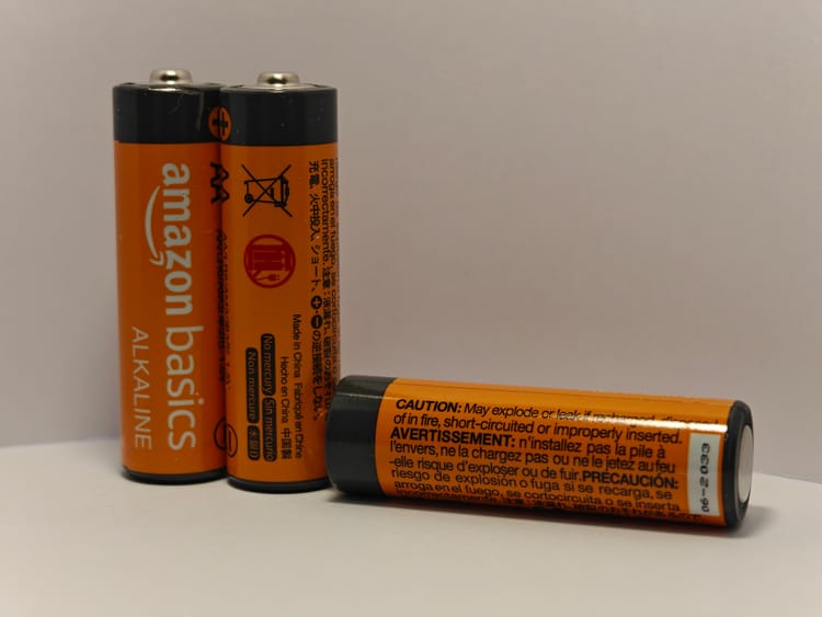 Amazon Basics - Alkaline AA